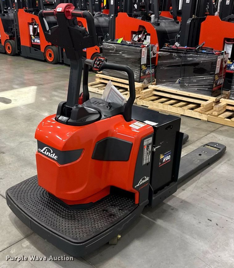 image for item ND9911 2023 Linde EWR30 pallet jack