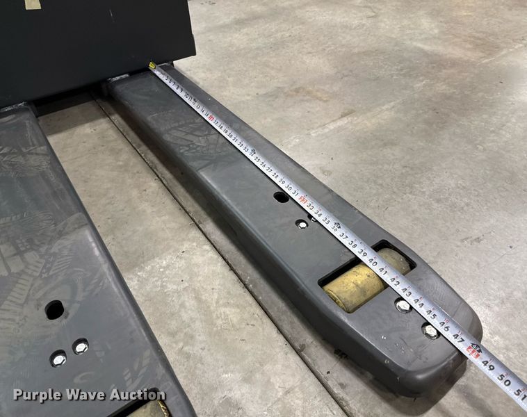 image for item ND9911 2023 Linde EWR30 pallet jack