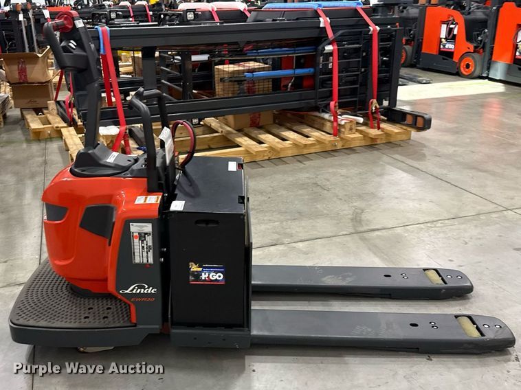 image for item ND9914 2023 Linde EWR30 pallet jack