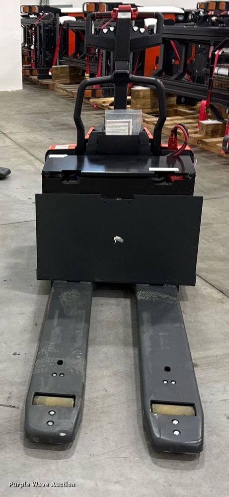 image for item ND9915 2023 Linde EWR30 pallet jack