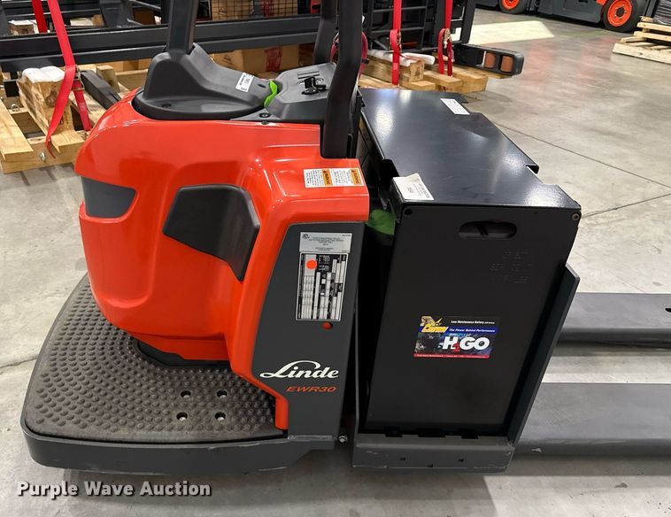 image for item ND9915 2023 Linde EWR30 pallet jack