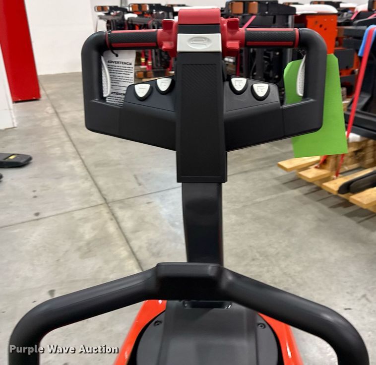 image for item ND9916 2023 Linde EWR30 pallet jack