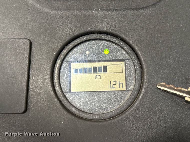 image for item ND9916 2023 Linde EWR30 pallet jack