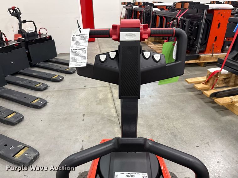 image for item ND9917 2023 Linde EWR30 pallet jack
