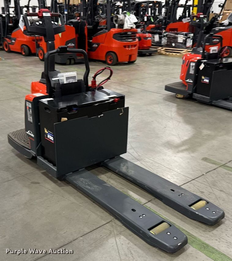 image for item ND9918 2023 Linde EWR30 pallet jack