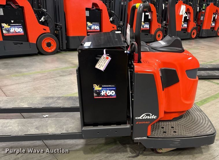 image for item ND9921 2023 Linde EWR40 pallet jack