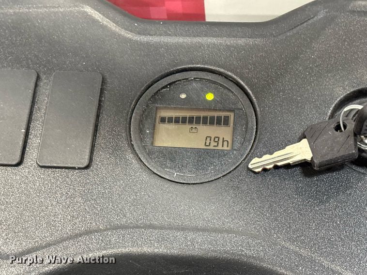 image for item ND9921 2023 Linde EWR40 pallet jack