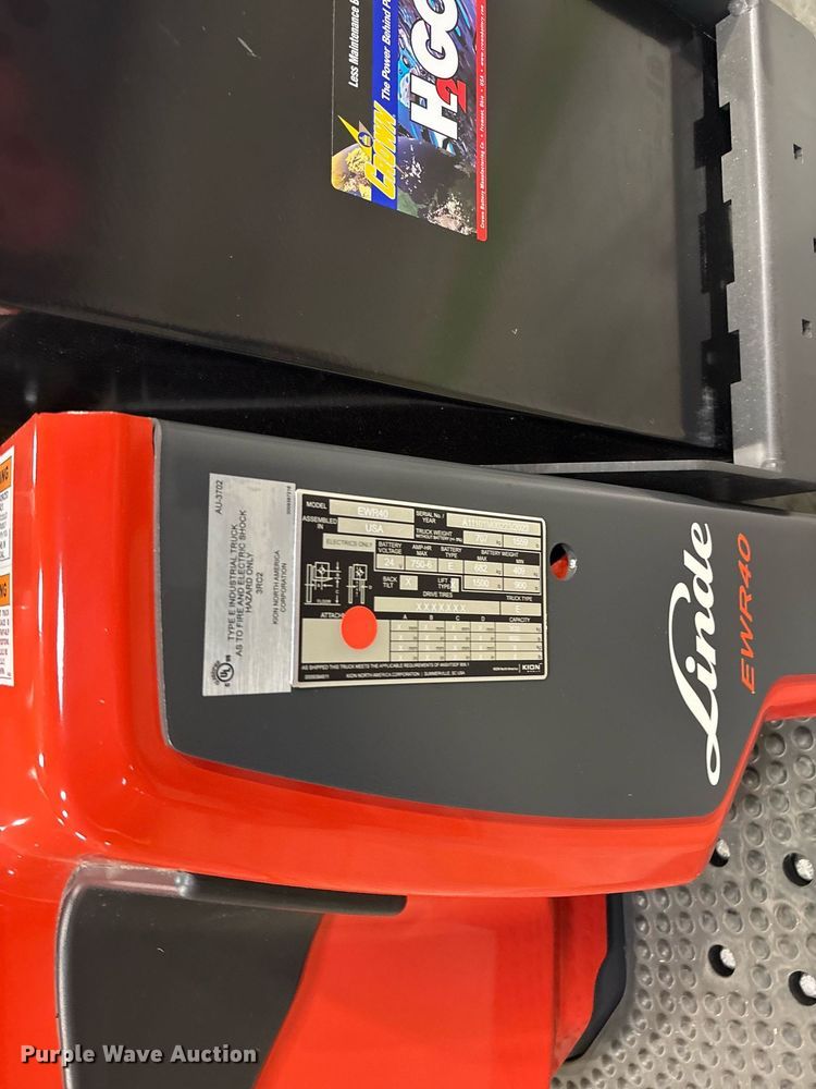 image for item ND9921 2023 Linde EWR40 pallet jack