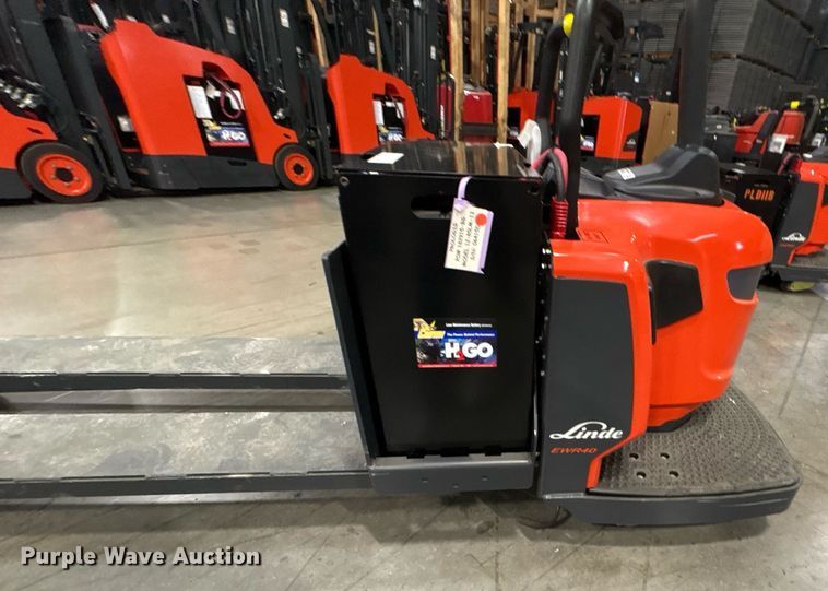 image for item ND9922 2023 Linde EWR40 pallet jack