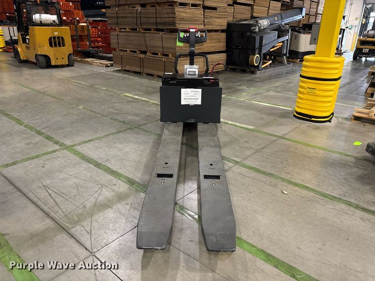 image for item ND9923 2023 Linde EWR40 pallet jack