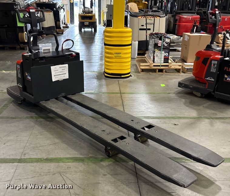 image for item ND9923 2023 Linde EWR40 pallet jack