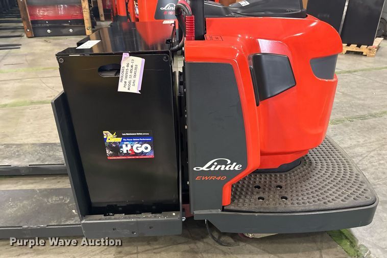 image for item ND9931 2023 Linde EWR40 pallet jack