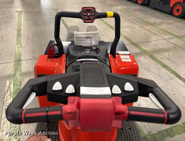 image for item ND9931 2023 Linde EWR40 pallet jack