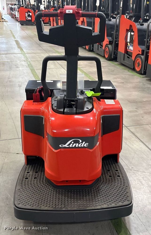 image for item ND9933 2023 Linde EWR40 pallet jack