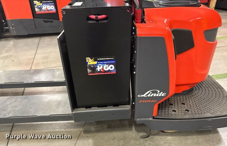 image for item ND9933 2023 Linde EWR40 pallet jack