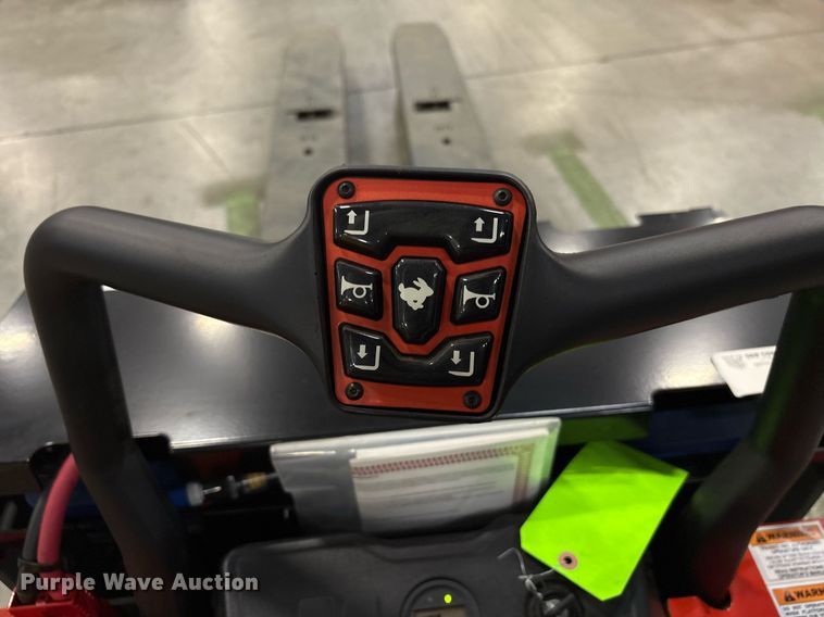 image for item ND9934 2023 Linde EWR40 pallet jack