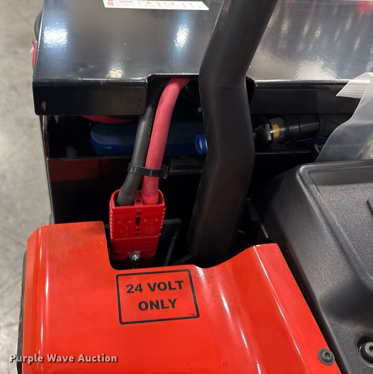 image for item ND9934 2023 Linde EWR40 pallet jack