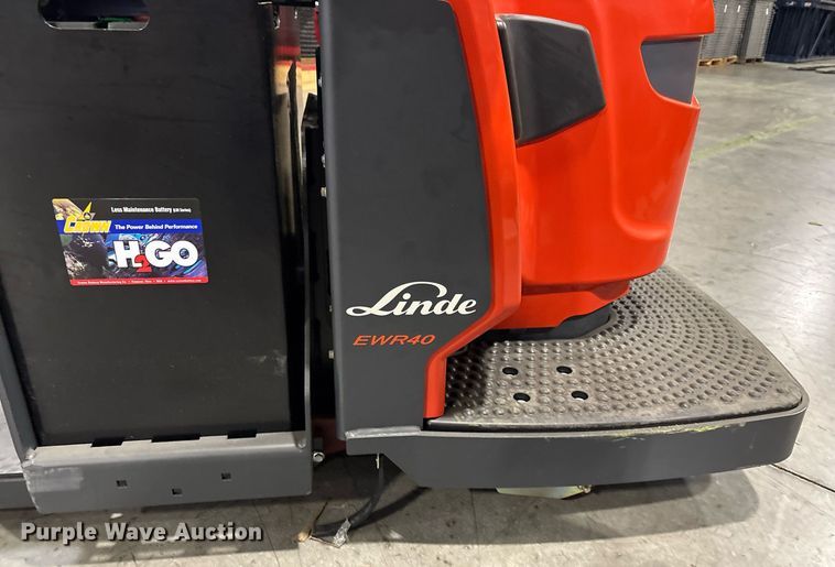 image for item ND9935 2023 Linde EWR40 pallet jack