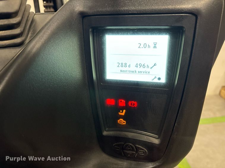 image for item ND9938 2023 Linde HT27CT forklift