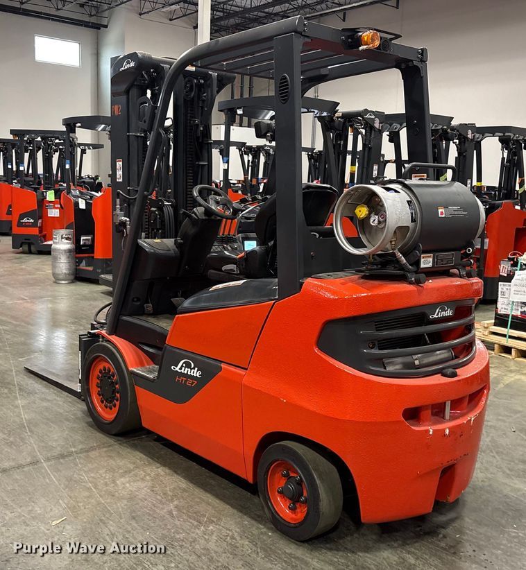 image for item ND9939 2023 Linde HT27CT forklift