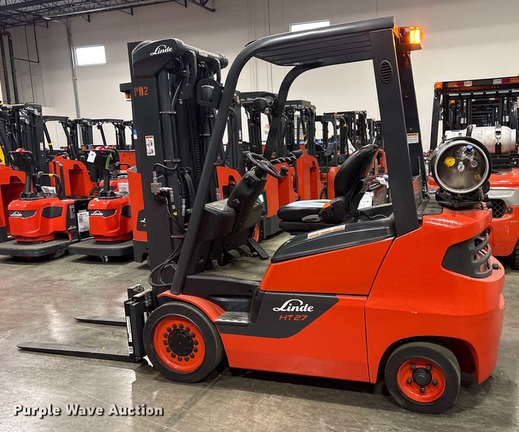 image for item ND9939 2023 Linde HT27CT forklift