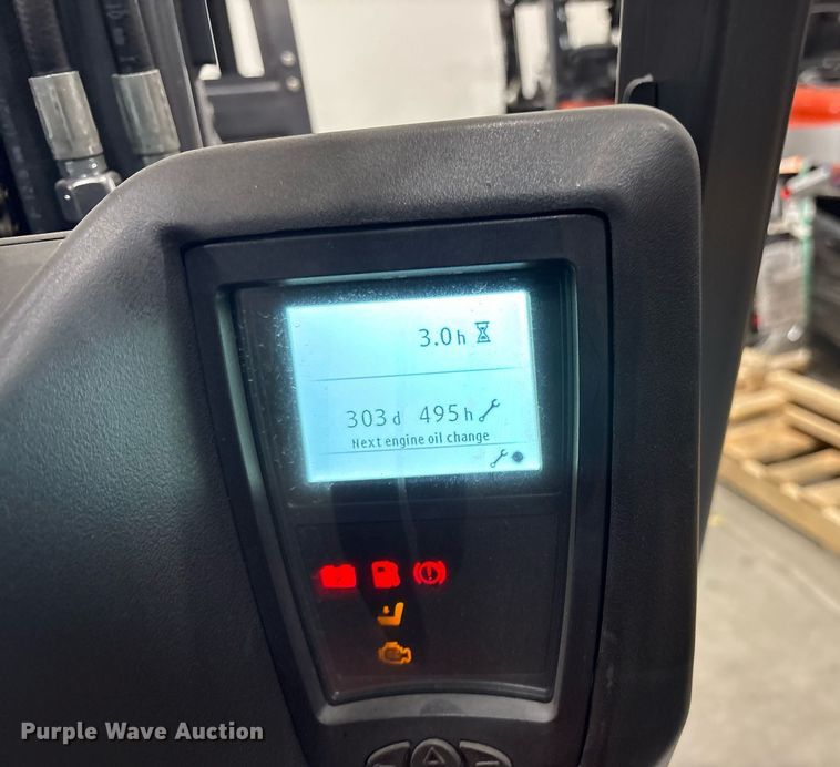 image for item ND9939 2023 Linde HT27CT forklift