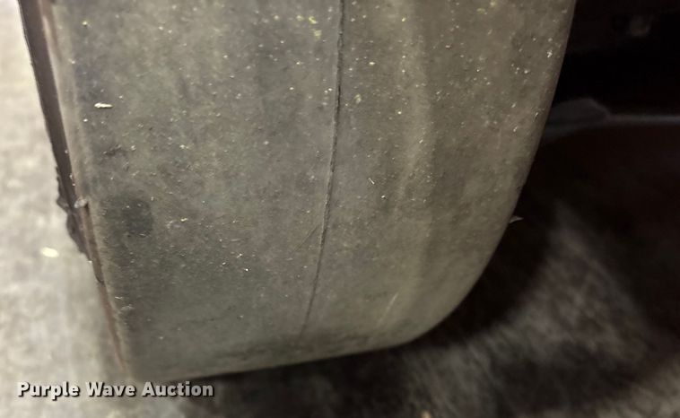 image for item ND9940 2023 Linde HT27CT forklift