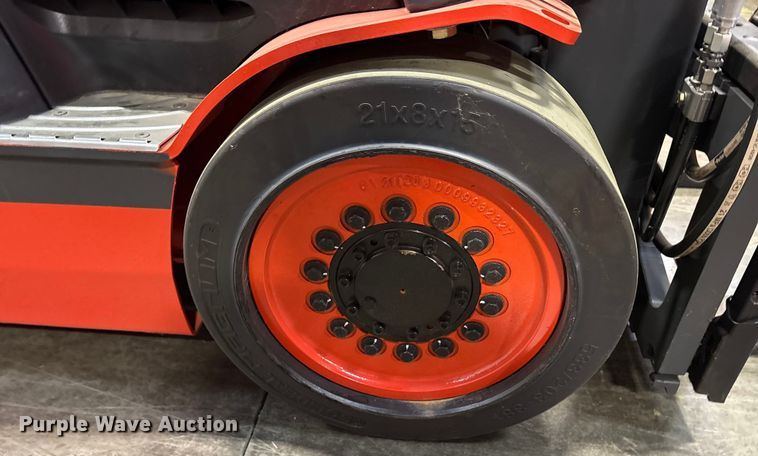 image for item ND9940 2023 Linde HT27CT forklift