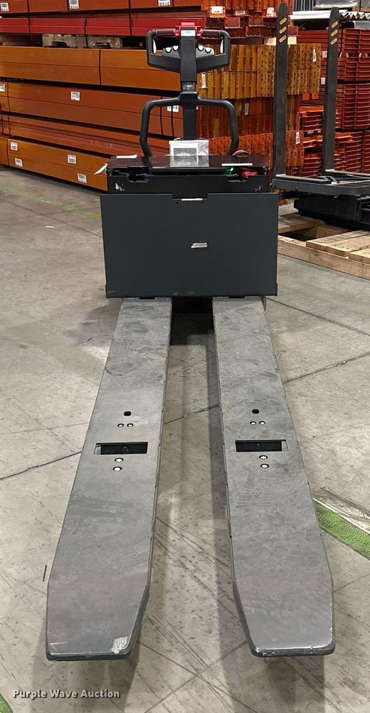 image for item ND9945 2023 Linde EWR40 pallet jack