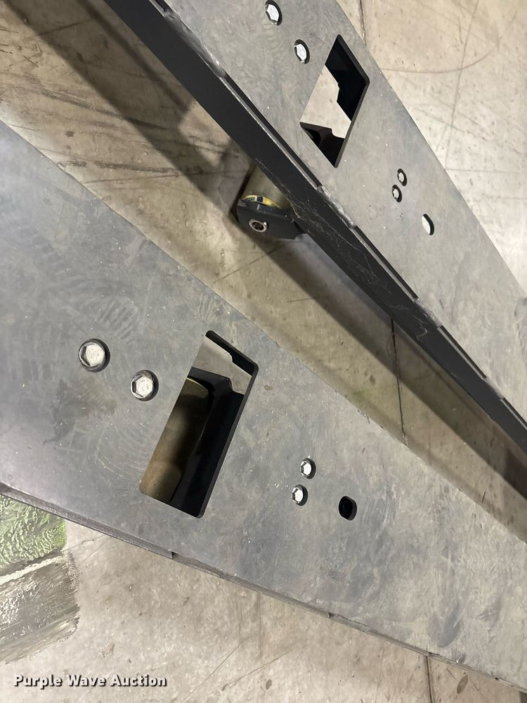 image for item ND9945 2023 Linde EWR40 pallet jack