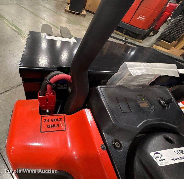 image for item ND9945 2023 Linde EWR40 pallet jack