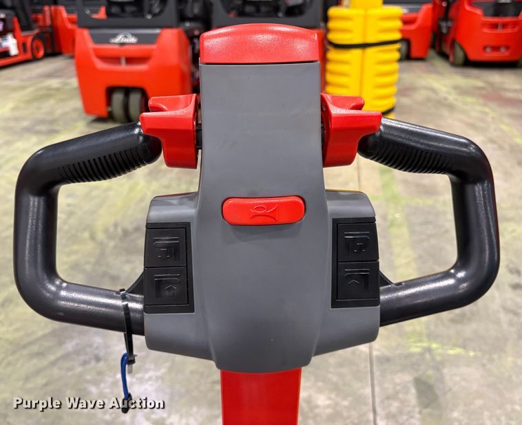 image for item ND9946 2023 Linde MT20 pallet jack