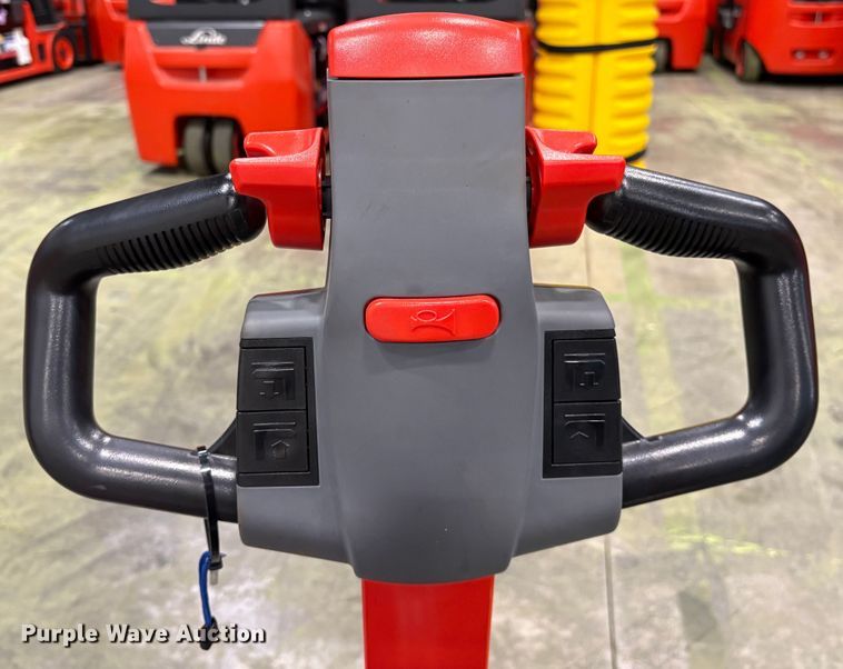 image for item ND9951 2023 Linde MT20 pallet jack