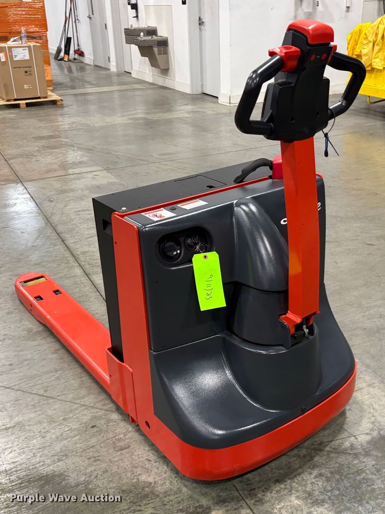 image for item ND9953 2023 Linde MT20 pallet jack