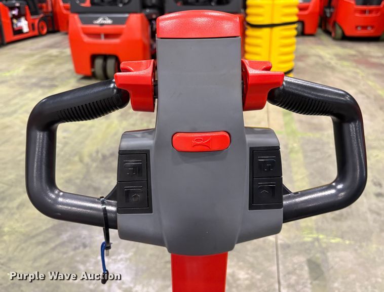 image for item ND9954 2023 Linde MT20 pallet jack