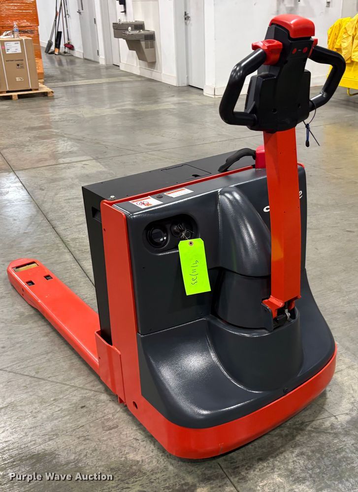 image for item ND9958 2023 Linde MT20 pallet jack