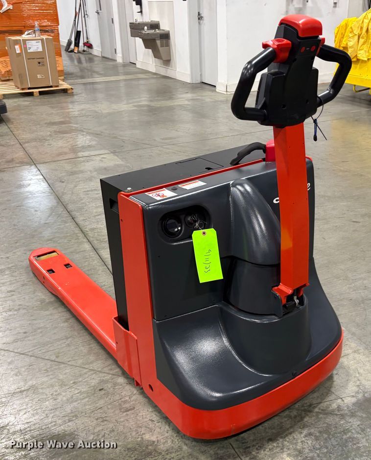 image for item ND9959 2023 Linde MT20 pallet jack