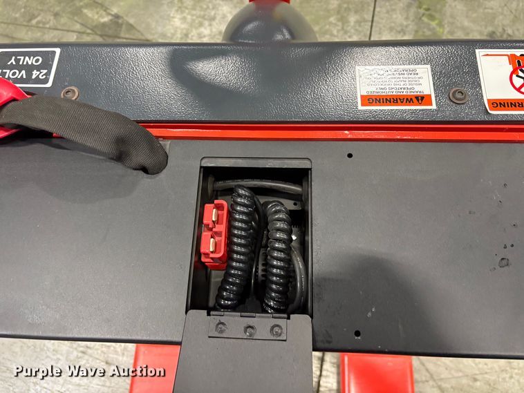 image for item ND9960 2023 Linde MT20 pallet jack