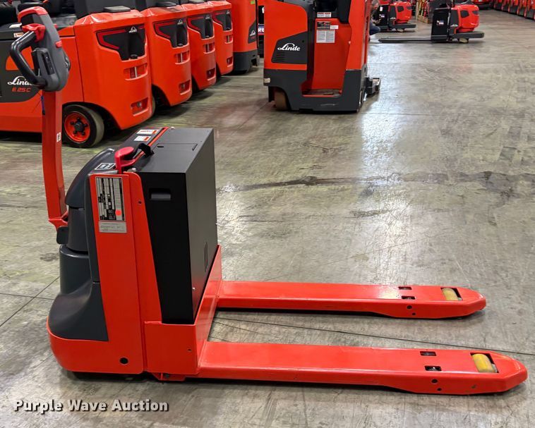 image for item ND9961 2023 Linde MT20 pallet jack