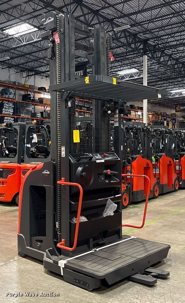 image for item ND9962 2023 Linde V15 order picker