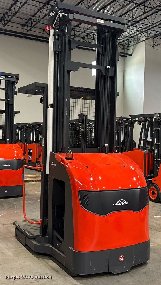 image for item ND9963 2023 Linde V15 order picker