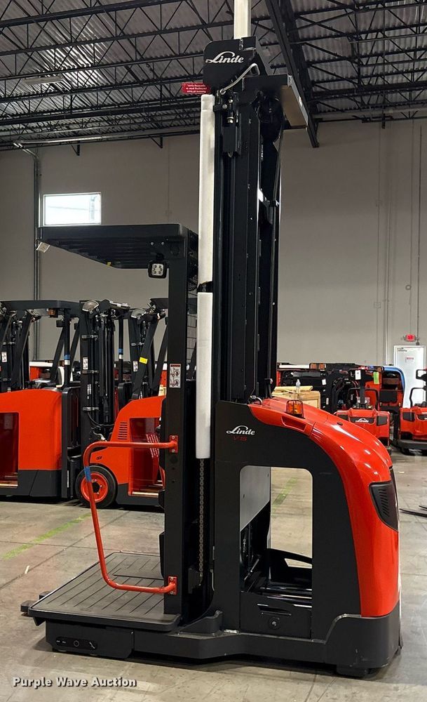 image for item ND9963 2023 Linde V15 order picker