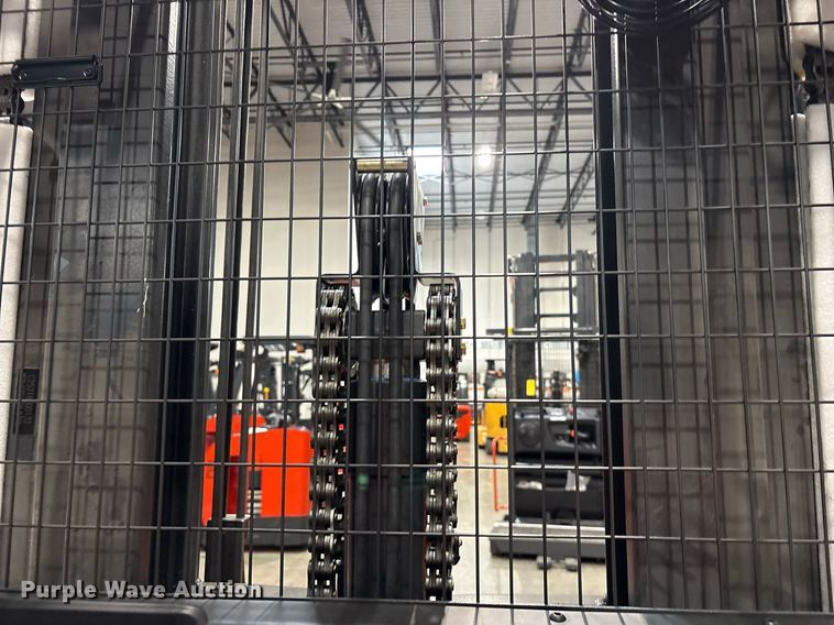 image for item ND9963 2023 Linde V15 order picker