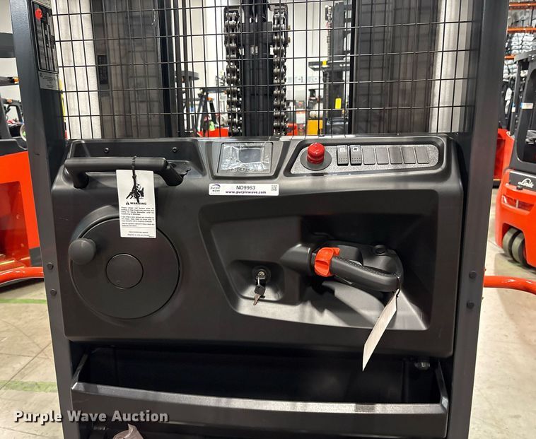 image for item ND9963 2023 Linde V15 order picker