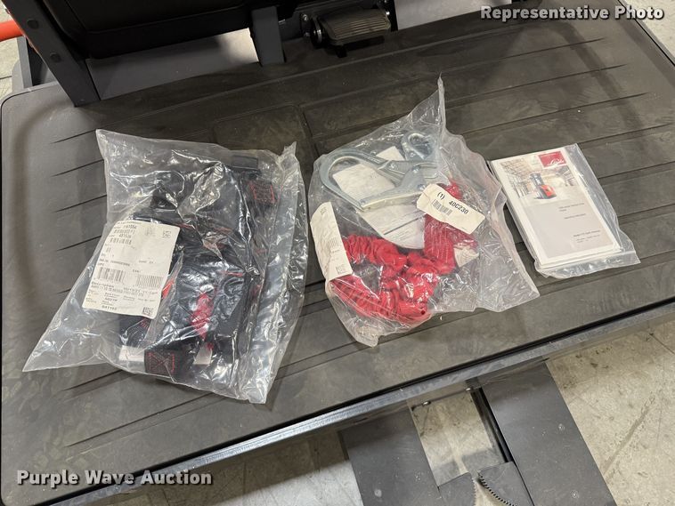 image for item ND9963 2023 Linde V15 order picker