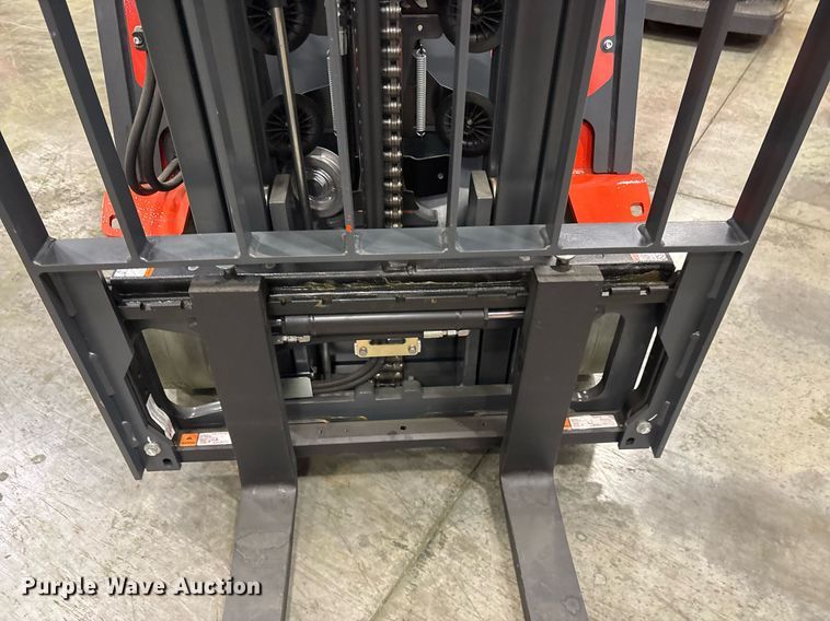 image for item ND9964 2023 Linde E18 forklift