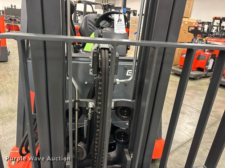 image for item ND9965 2023 Linde E18 forklift