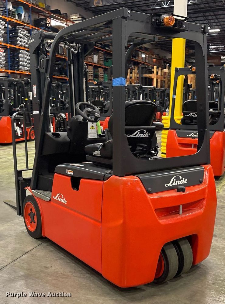 image for item ND9966 2023 Linde E18 forklift