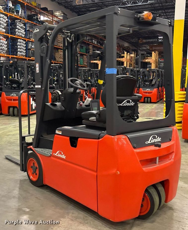 image for item ND9967 2023 Linde E18 forklift