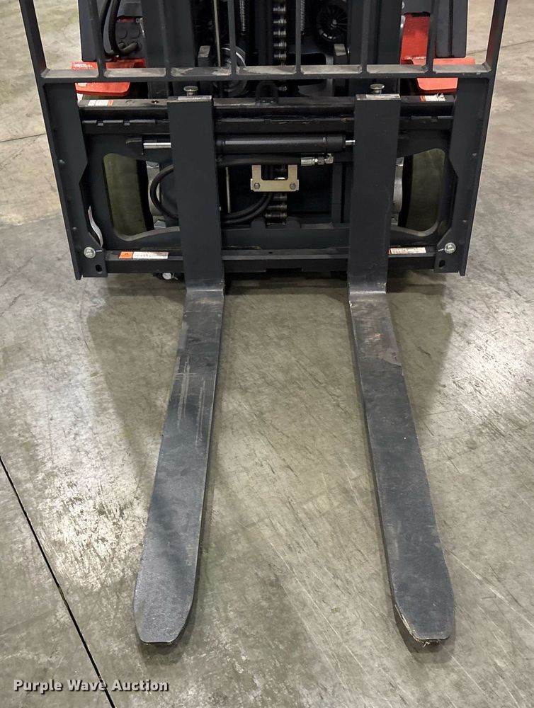 image for item ND9967 2023 Linde E18 forklift